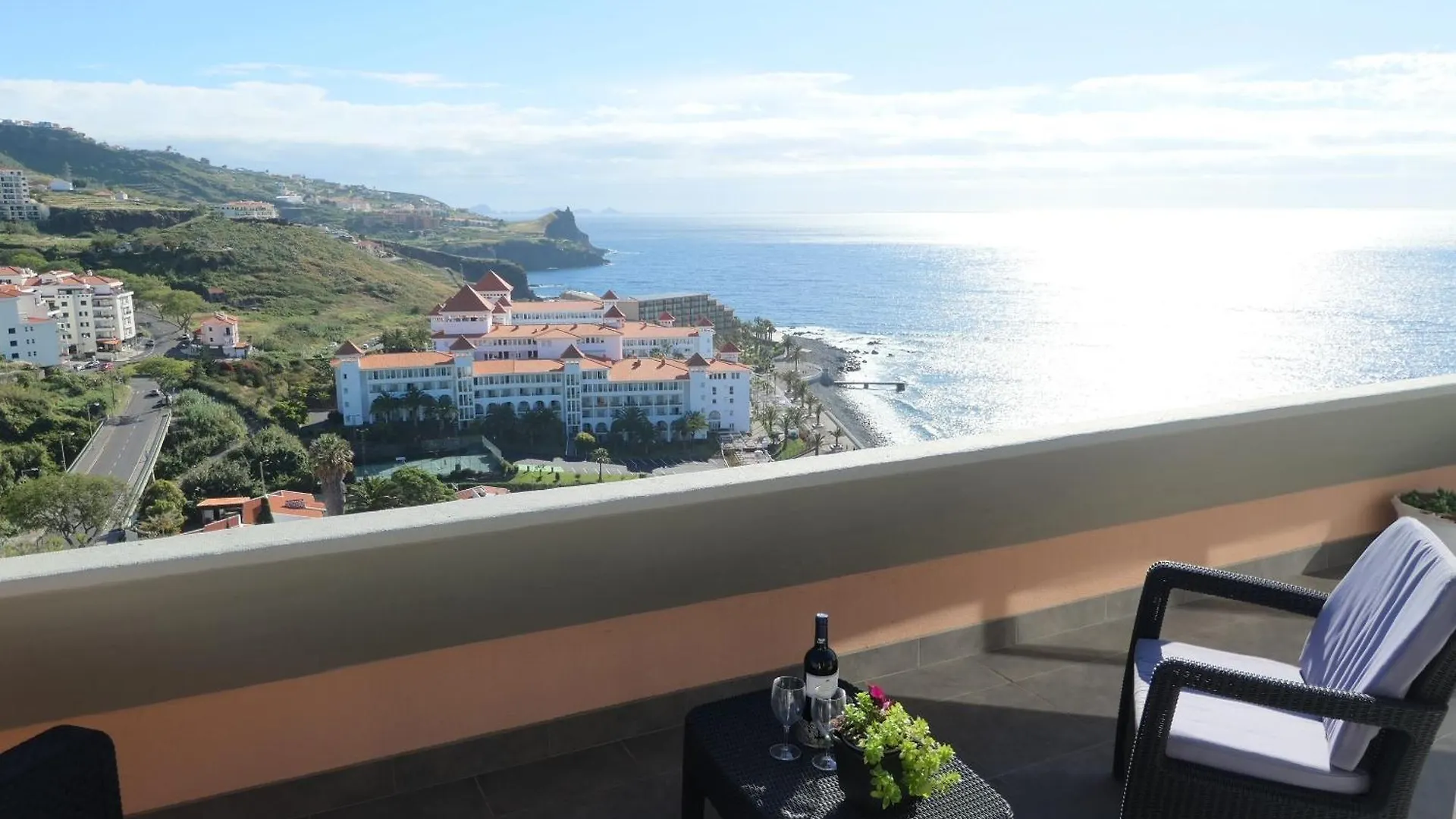 Aylevarroo Penthouse Caniço