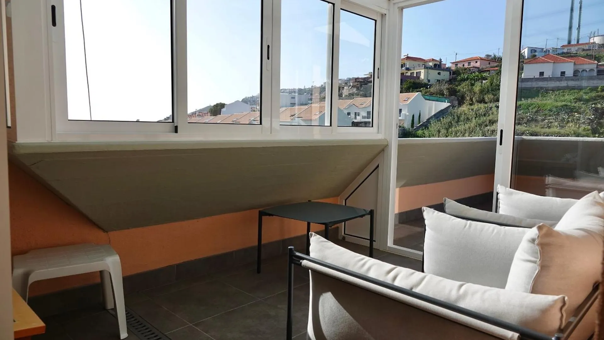 Aylevarroo Penthouse Caniço